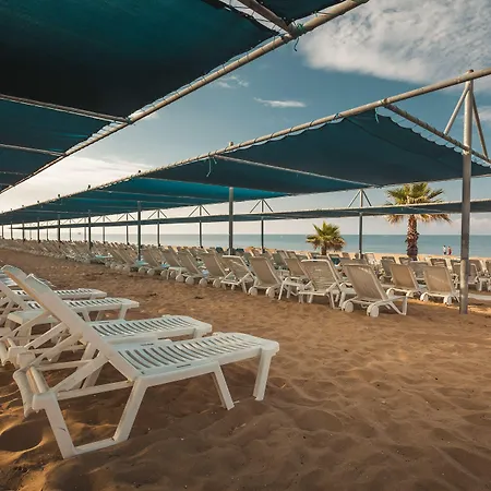Szálloda Club Grand Side