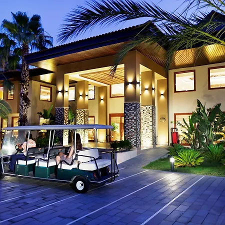 Club Grand Side Colakli