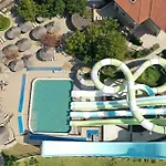 Club Grand 5* Side