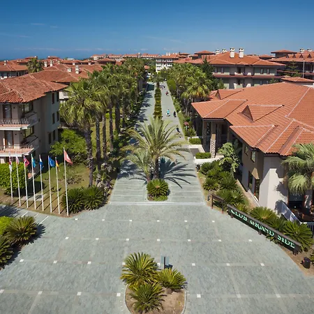 מלון Club Grand סייד