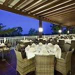Club Grand 5* Side