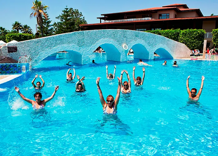 Club Grand Ξενοδοχείο 5*