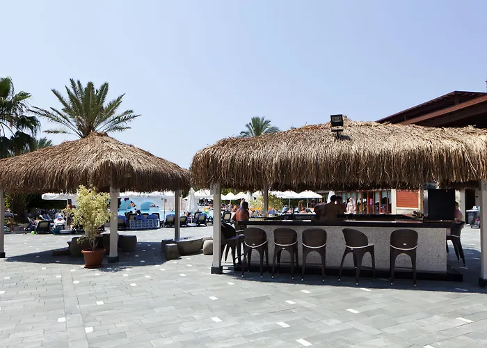 Ξενοδοχείο Club Grand