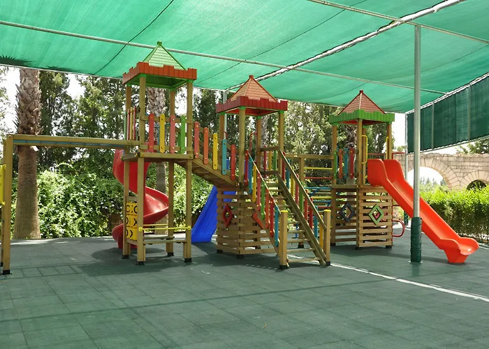 Ξενοδοχείο Club Grand