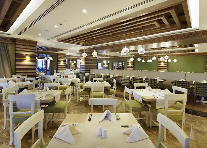 Ξενοδοχείο Club Grand